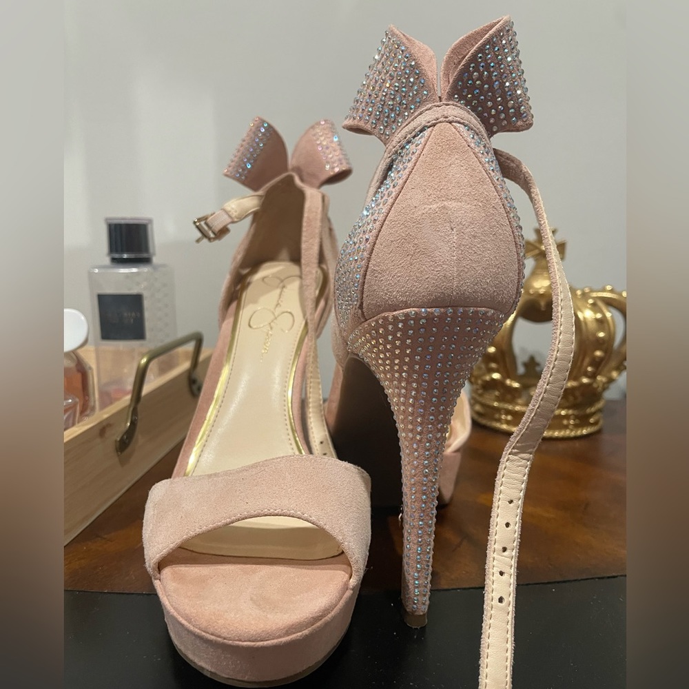 Blush pink bow heels